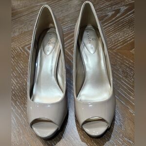 Bandolino Heels Rainaa Peep Toe Pumps 7.5M